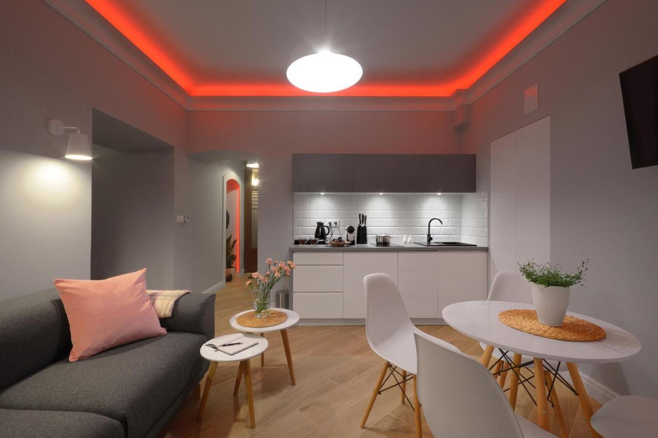 Apartament Mia . Old Town . Senacka Kraków